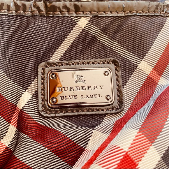 Burberry nova check nylon with patent leather trim shopper shoulder bag. EUC - Picture 2 of 11